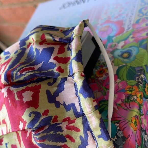 JOHNNY Was Silk Face Mask with Cotton back pocket - Picture 2 of 6